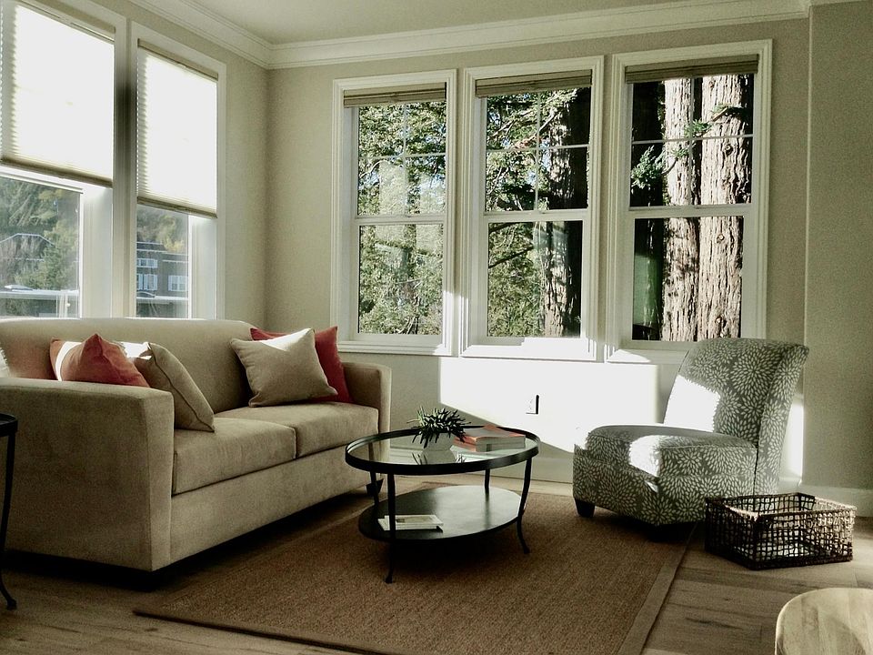 1st image of 253 Camellia Cir