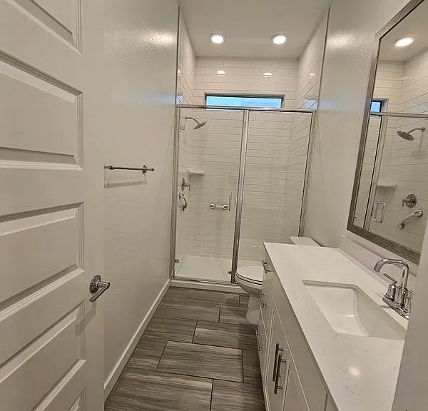 9415 S 39th Dr — Photo 5