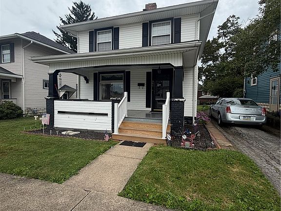 3rd image of 399 Sherman Ave