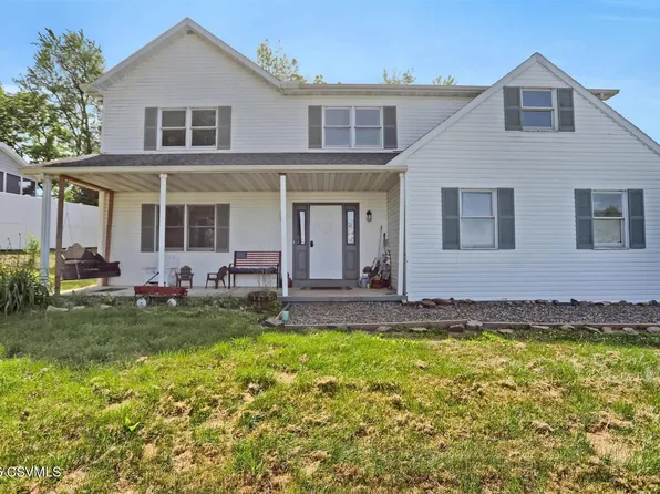 2 Horizon Dr, Selinsgrove, PA 17870