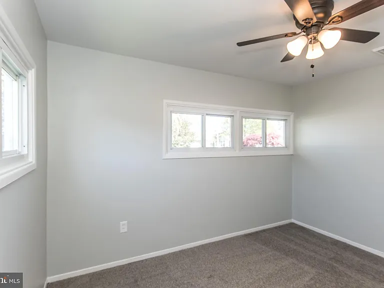 30 Primrose Ln — Photo 44