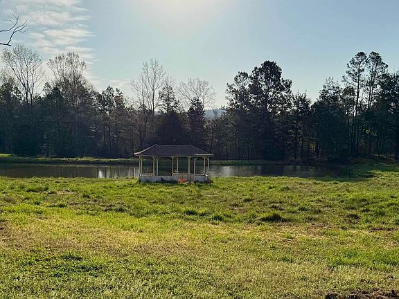 2nd image of 627 Old Caddo Gap Rd