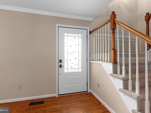 3rd image of 5398 Payne Dr