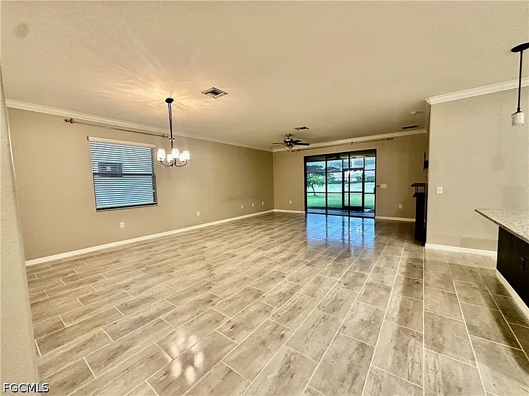 12952 Broomfield Ln — Photo 7