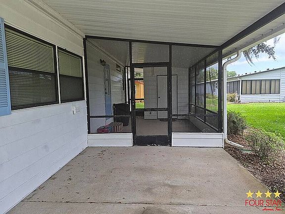 2nd image of 2260 Primavera Ave