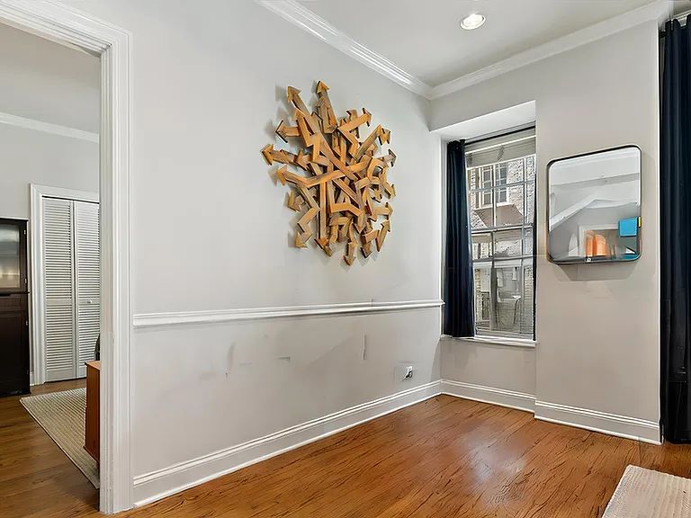 70 E Scott St #308 — Photo 11