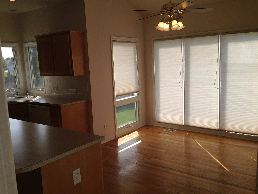 Home For Rent Bellevue. — Photo 3