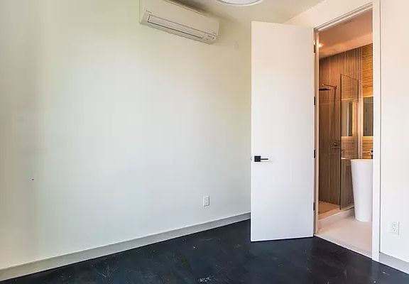 4th image of 225 Winthrop St #2C
