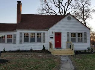 605 W Wall St, Harrisonville, MO 64701
