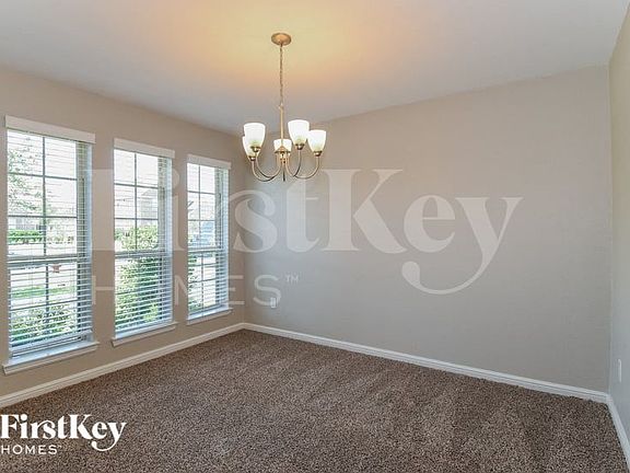 5th image of 4818 La Piedra Ln