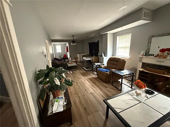 2nd image of 3005 Brooklyn Ave