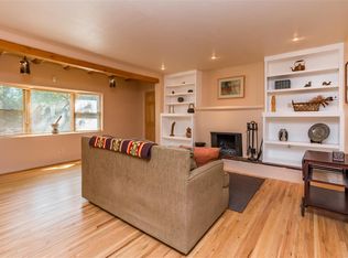 1821 San Felipe Cir, Santa Fe, NM 87505