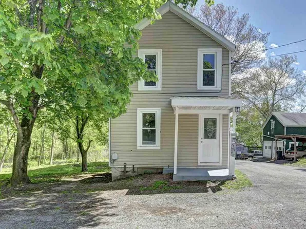 105 S 4th St, Tower City, PA 17980