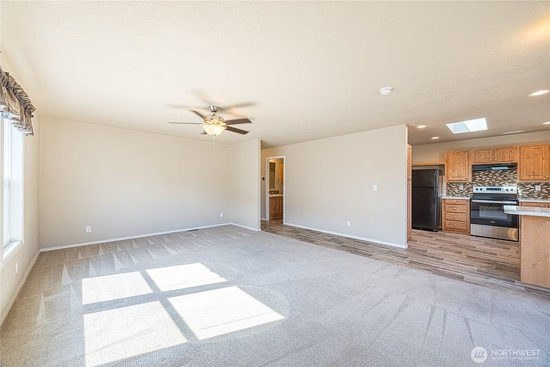 4th image of 330 Gupster Rd #35