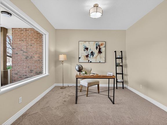 4th image of 777 Riderwood Way