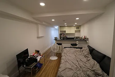 Rented by Mossanen Group