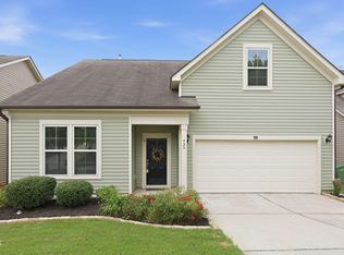 929 Stable Fern Dr, Fuquay Varina, NC 27526