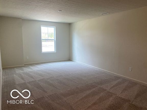 5th image of 7203 Barrett Dr