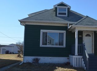 1219 S 40th St, West Milwaukee, WI 53215