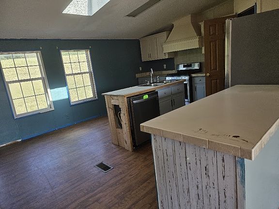 3rd image of 5126 Kirkland Rd