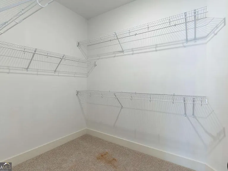 380 Ansley Dr — Photo 19