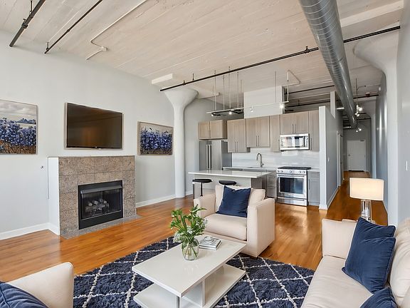 4th image of 221 E Cullerton St APT 706