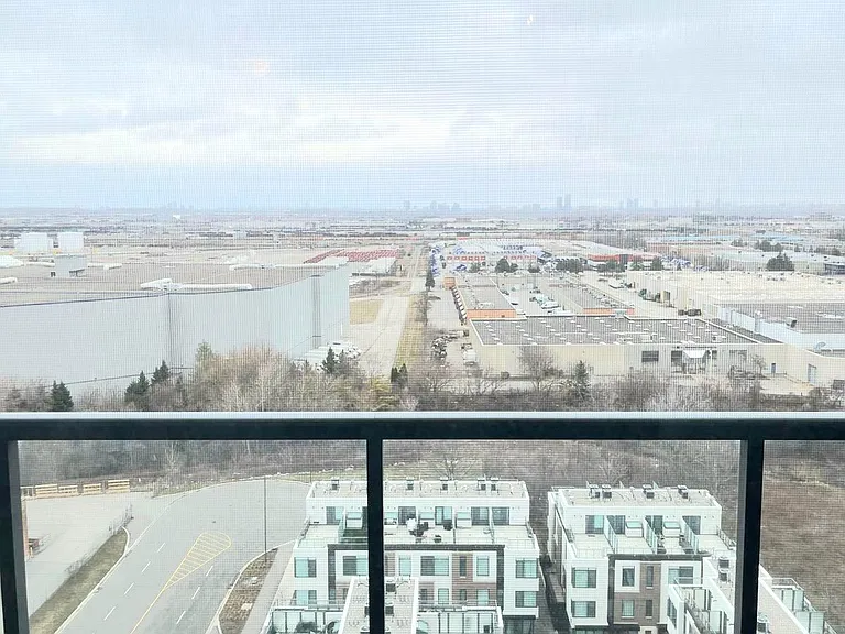 7895 Jane St #1616 — Photo 17