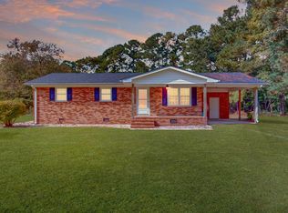 171 Trott Rd, Richlands, NC 28574