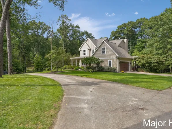 10400 Heether Rd, Belding, MI 48809