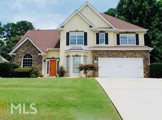 48 Gleneagles Dr, Fayetteville, GA