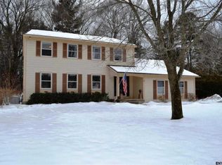 197 Benjamin St, Guilderland, NY 12303