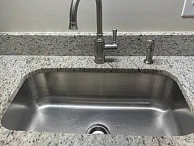 Highlander Apartments — Photo 10