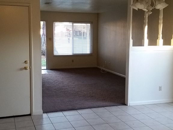 3rd image of 1433 Claret Ct