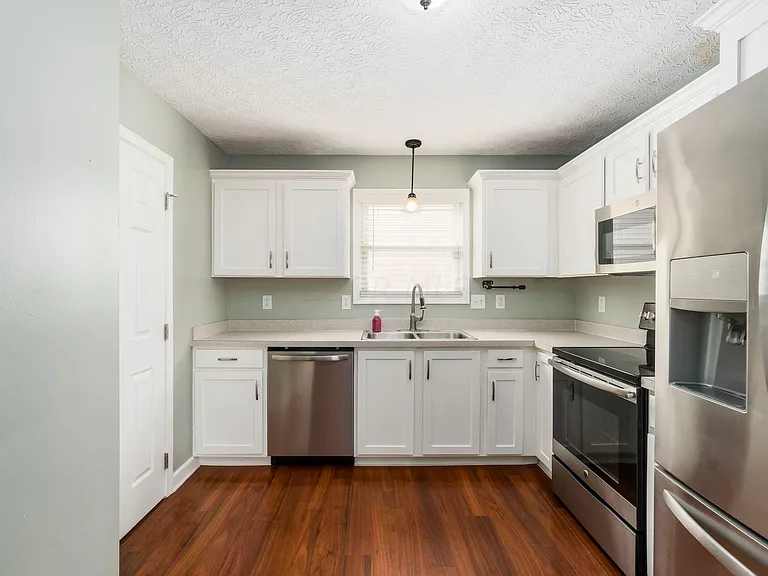1383 Pansy St #200 — Photo 15