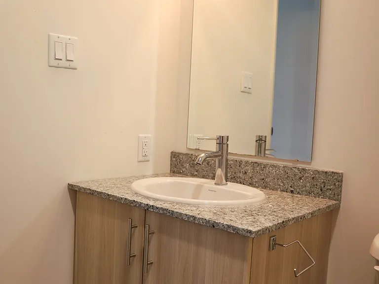 275 Larch St — Photo 21