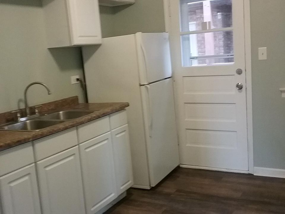 1st image of 2005 Broadway St APT 1N