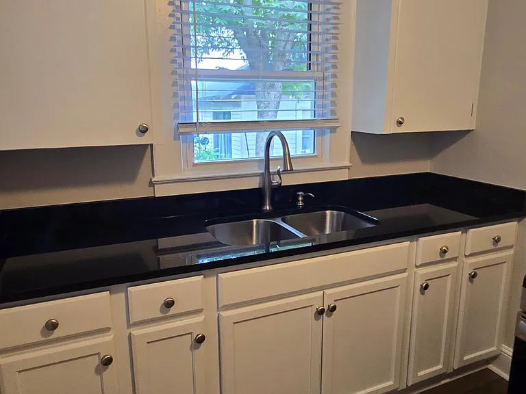 805 Oakshade Ave #805 — Photo 14