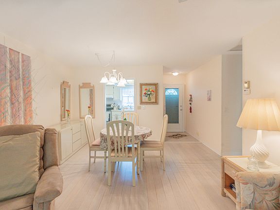 5th image of 2900 Crosley Drive E #C