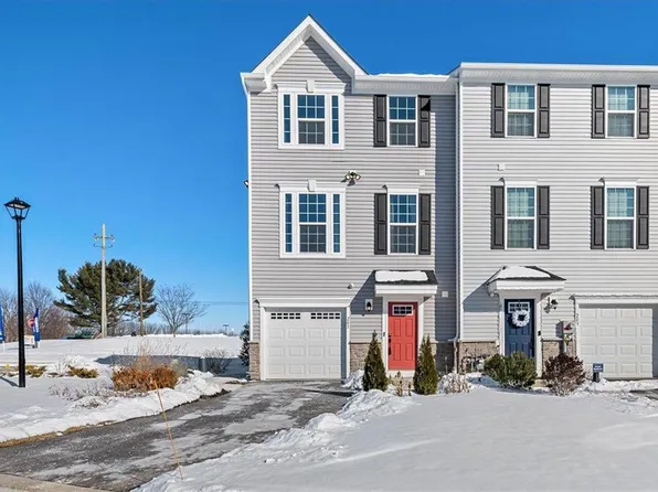 201 Ashton Ct, Catasauqua, PA 18032