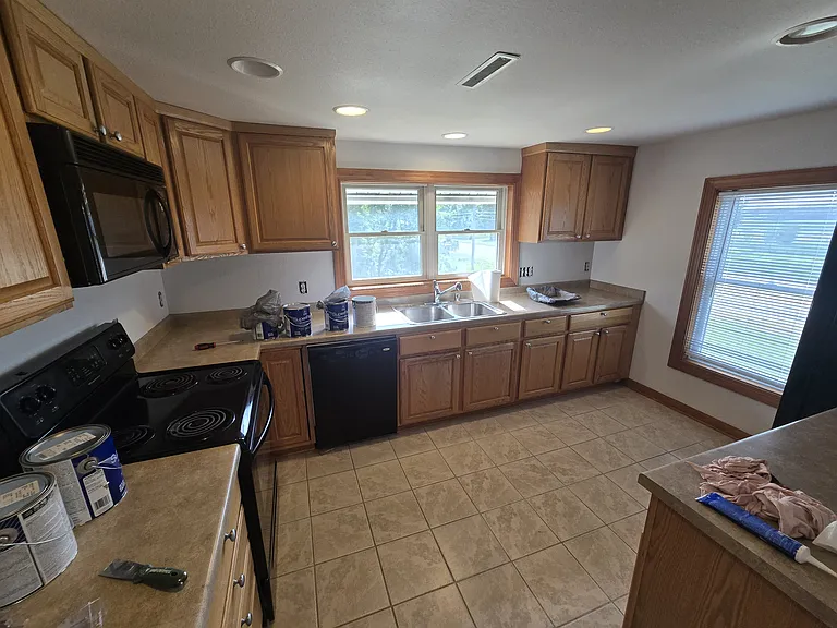 28910 Durand Ave #B — Photo 3