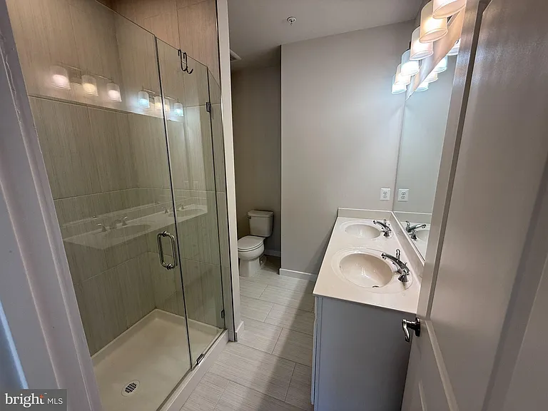2505 Nicholson St — Photo 18