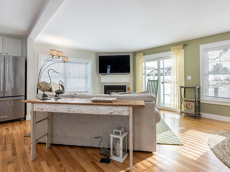 23 Lacosta Dr — Photo 4