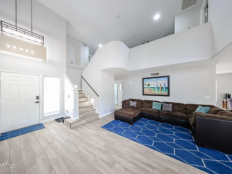 3902 E Rosemonte Dr — Photo 7
