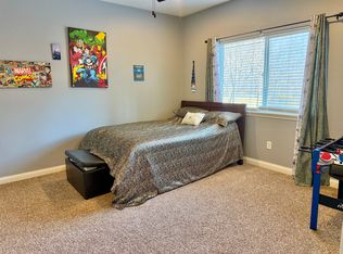 2098 Dempster Dr, Coralville, IA 52241