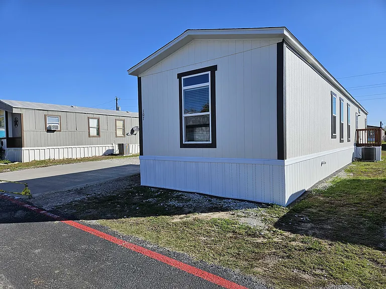 100 Parma Ct #PRAIR107 — Photo 3