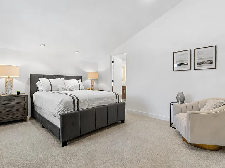 715 Bayside Dr — Photo 37
