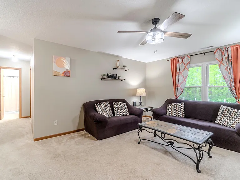10649 Graystone Cv — Photo 23