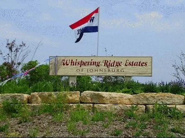 1805 Whispering Ridge Dr, Johnsburg, IL 60051