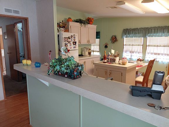 3rd image of 39550 Keiths Cir
