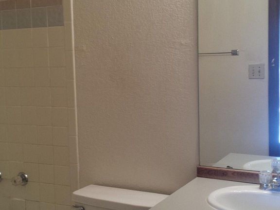 4th image of 3369 Venus St APT A